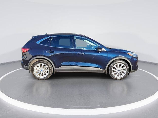 2021 Ford Escape Titanium