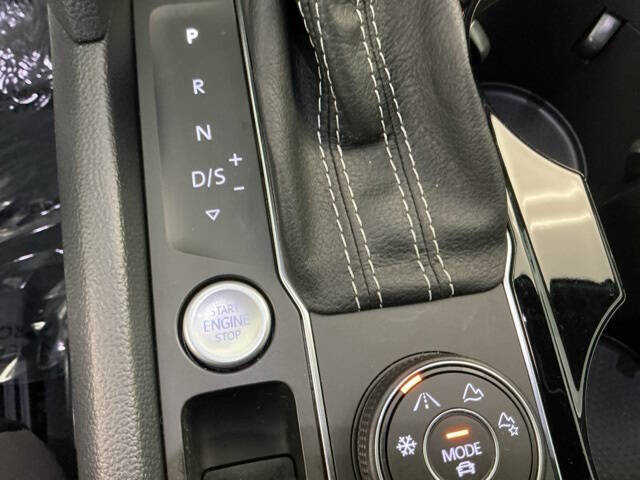 2022 Volkswagen Atlas Cross Sport V6 SEL Premium R-Line 4Motion