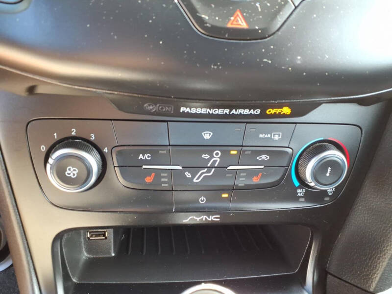 2015 Ford Focus SE