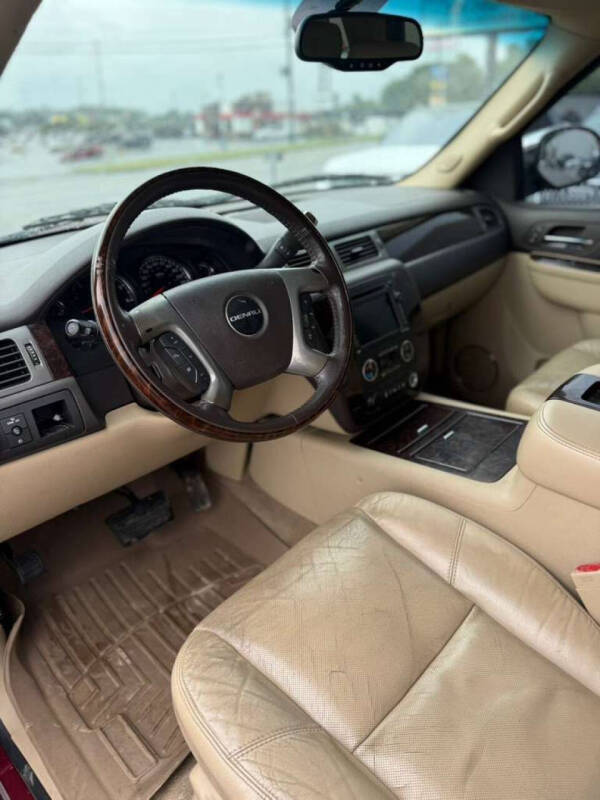 2011 GMC Yukon Denali