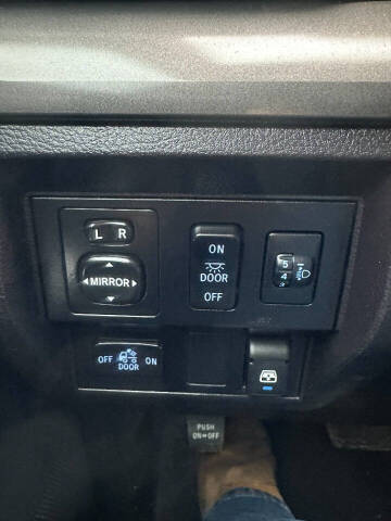 2016 Toyota Tundra SR5