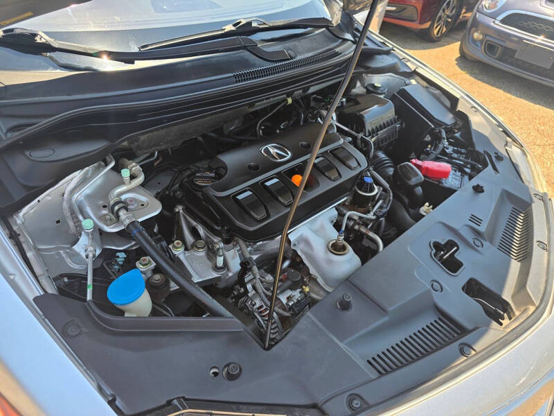 2013 Acura ILX 2.0L w/Tech