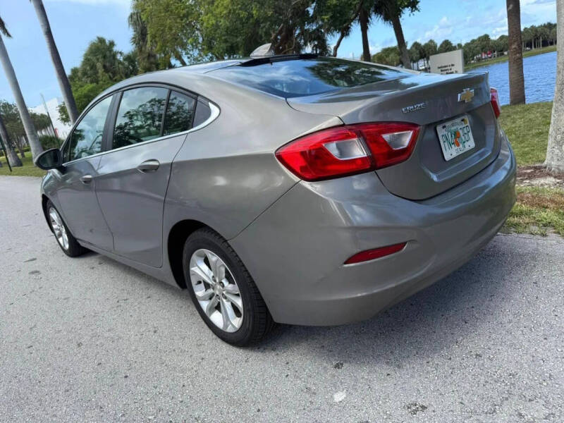 2019 Chevrolet Cruze LT