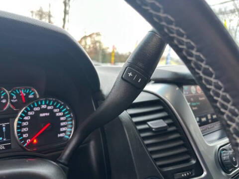 2019 Chevrolet Suburban LT