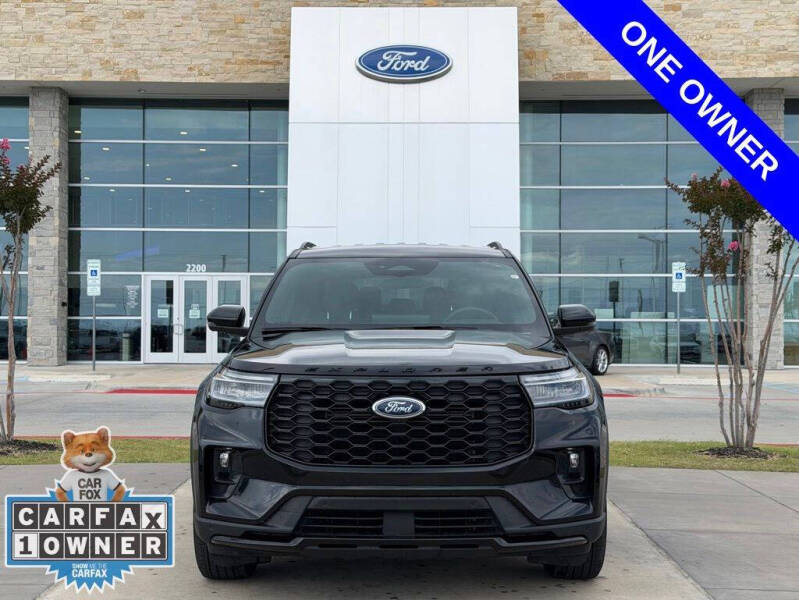 2025 Ford Explorer ST-Line