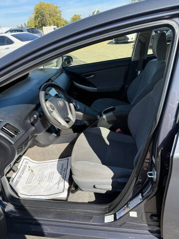 2013 Toyota Prius Three