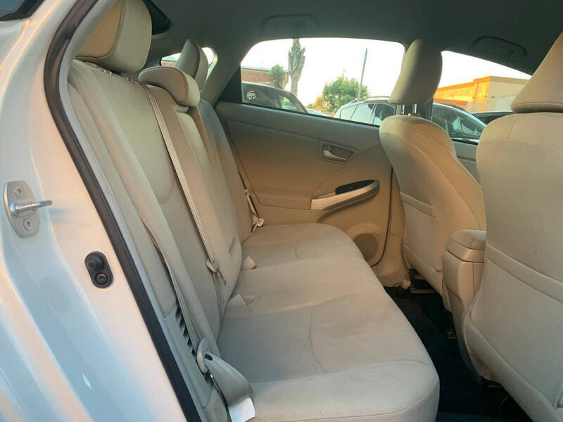 2013 Toyota Prius Two