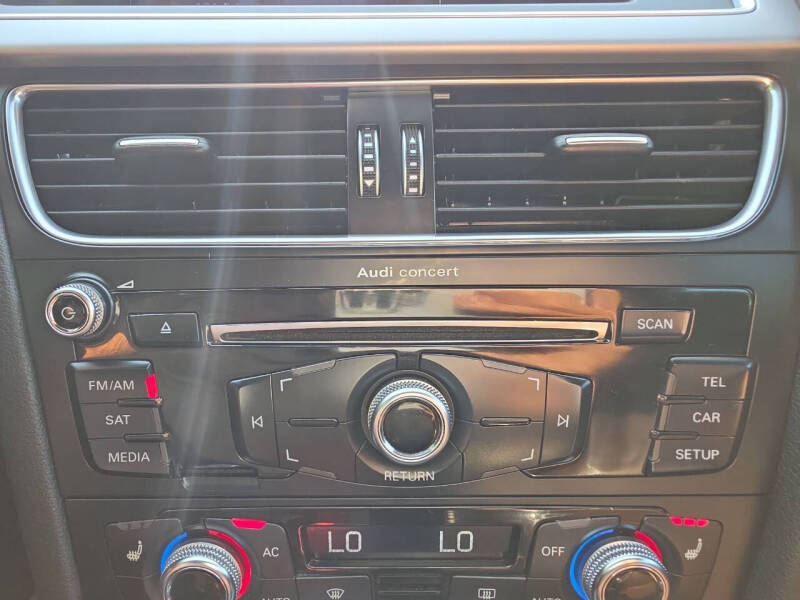 2014 Audi A4 2.0T quattro Premium Plus