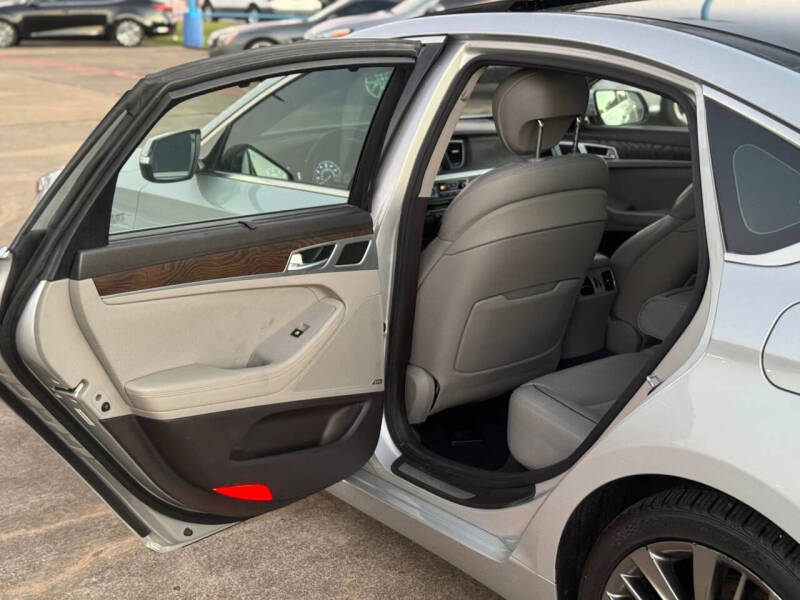 2015 Hyundai Genesis 5.0L