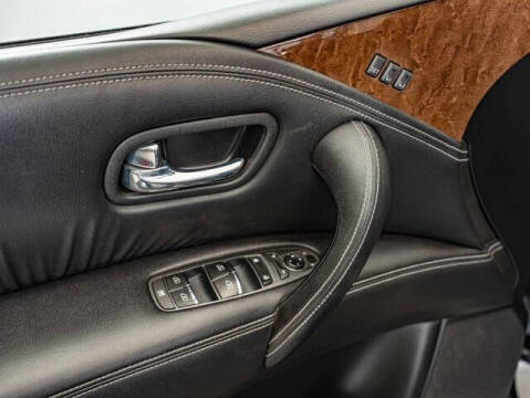 2017 Infiniti QX80