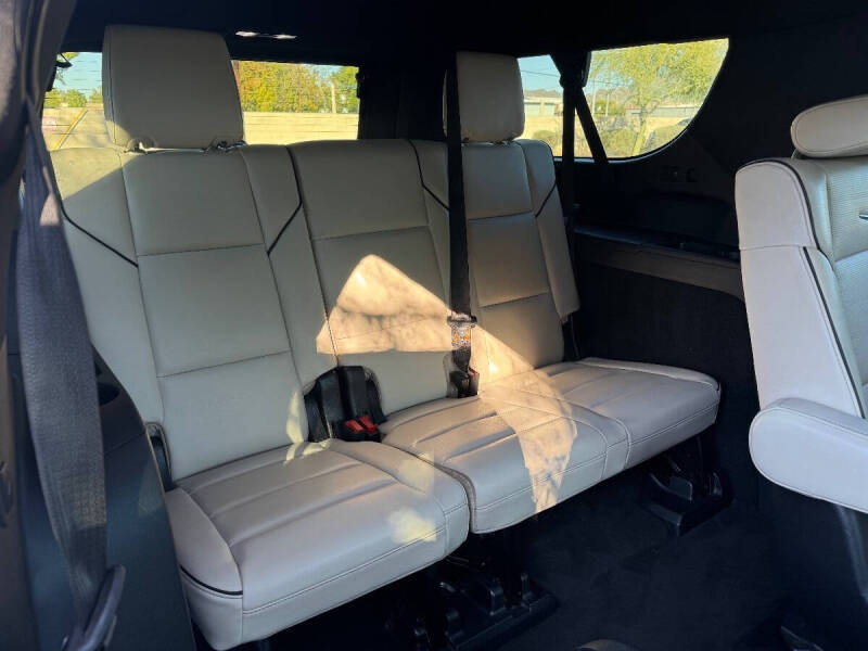 2022 Cadillac Escalade ESV Sport