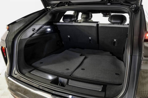 2024 Cadillac LYRIQ Tech