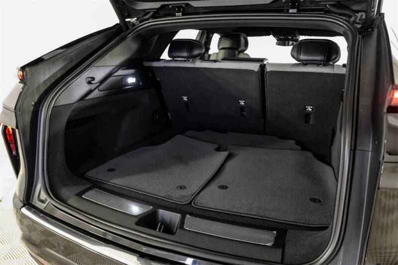 2024 Cadillac LYRIQ Tech