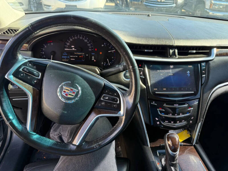 2013 Cadillac XTS Luxury Collection