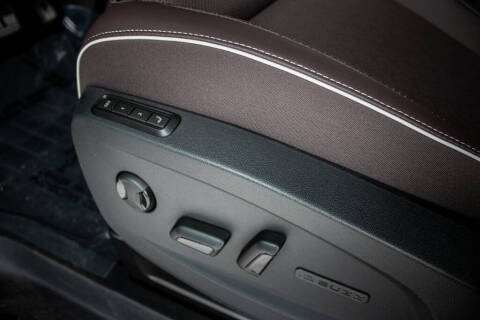 2025 Volkswagen ID. Buzz Pro S Plus