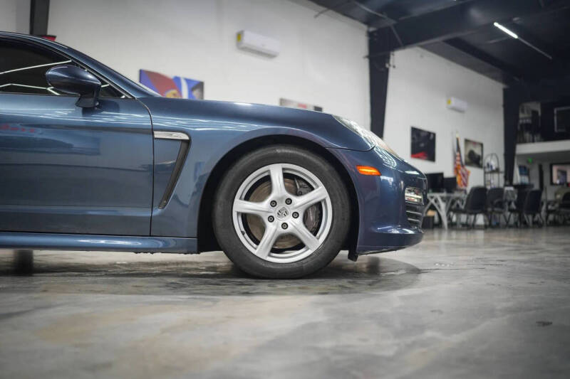 2011 Porsche Panamera