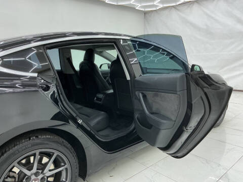 2018 Tesla Model 3 Mid Range