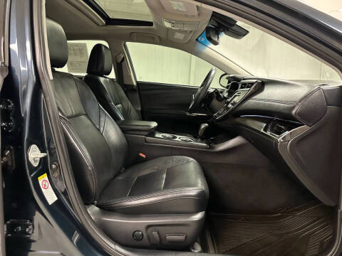 2016 Toyota Avalon Limited