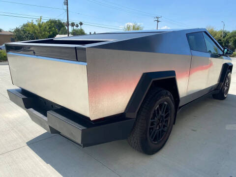 2024 Tesla Cybertruck