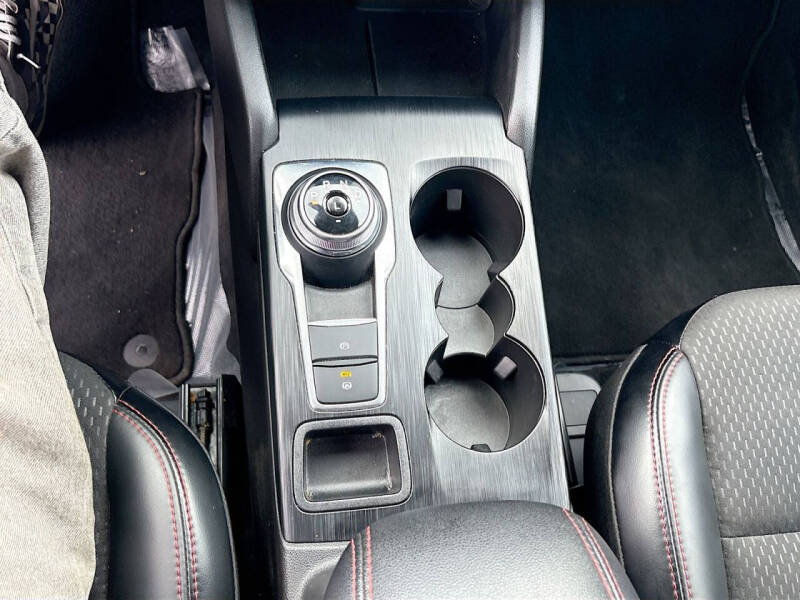 2025 Ford Escape ST-Line
