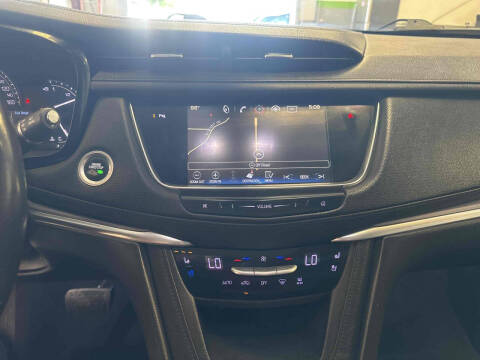 2018 Cadillac XT5 Premium Luxury