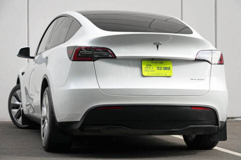 2023 Tesla Model Y Long Range