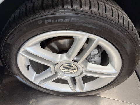 2005 Volkswagen New Beetle Convertible GLS 1.8T