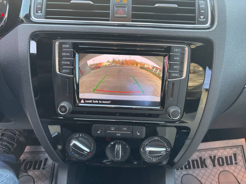 2016 Volkswagen Jetta 1.8T Sport