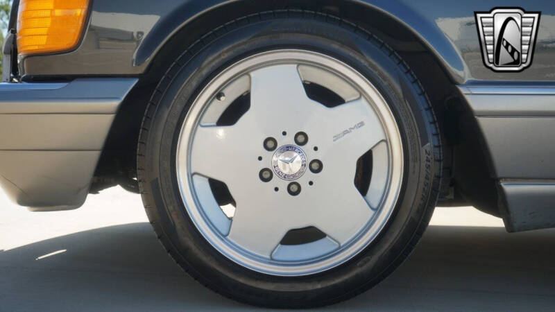 1986 Mercedes-Benz 560-Class 560 SEC