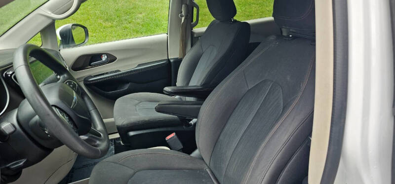 2017 Chrysler Pacifica Touring
