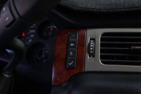 2013 Chevrolet Suburban LT 2500