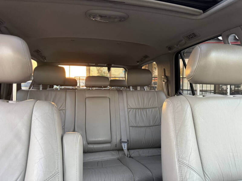 2004 Toyota Sequoia Limited