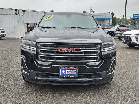 2022 GMC Acadia AT4