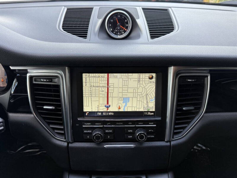 2015 Porsche Macan S