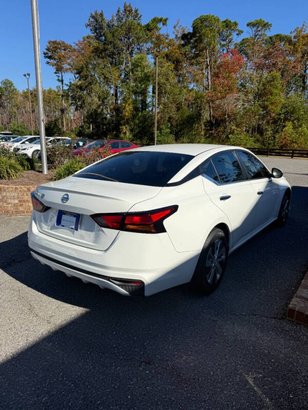 2021 Nissan Altima 2.5 SV