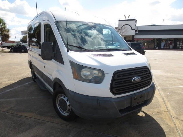 2015 Ford Transit XLT's photo