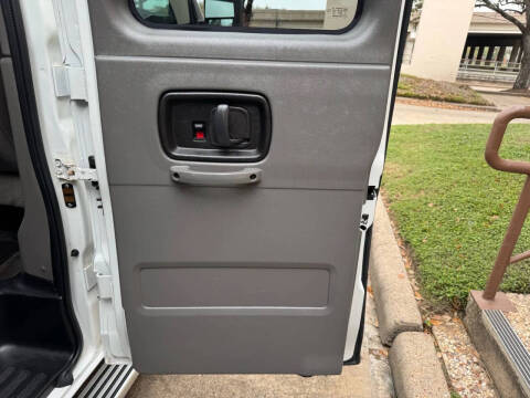 2012 Chevrolet Express LT 2500