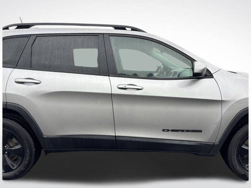 2020 Jeep Cherokee Altitude