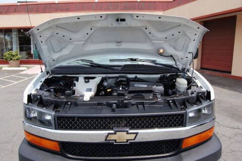 2017 Chevrolet Express LT 3500