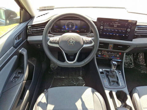 2025 Volkswagen Jetta SE