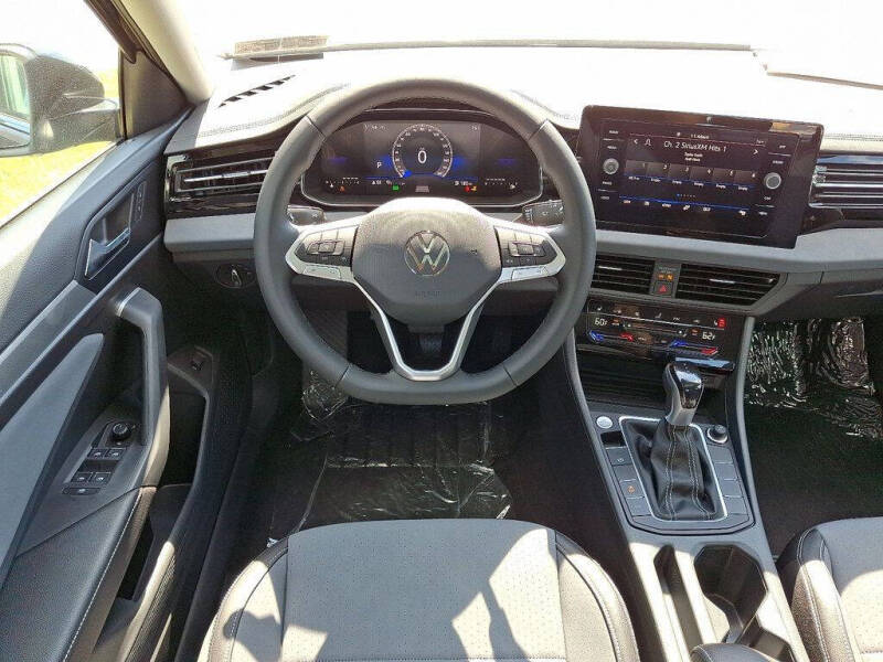 2025 Volkswagen Jetta SE