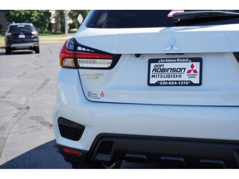 2025 Mitsubishi Outlander Sport ES
