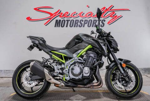 Kawasaki Z900 Image