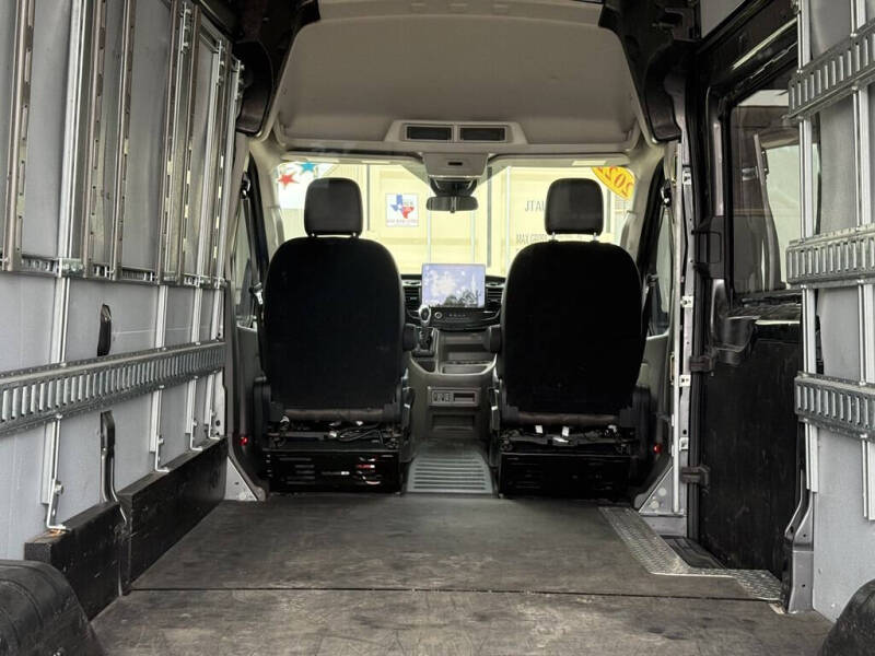 2022 Ford Transit 250