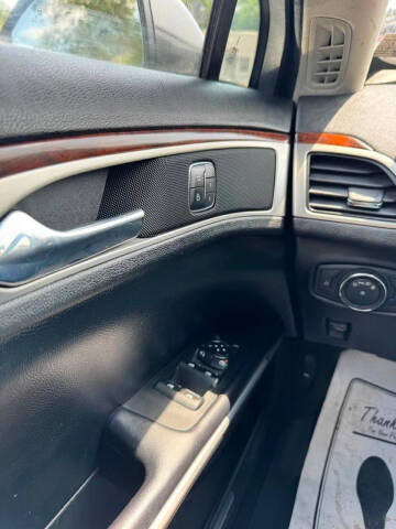 2016 Lincoln MKZ