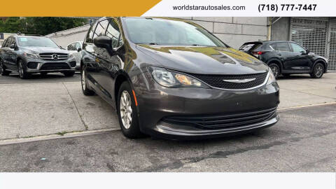 2017 Chrysler Pacifica LX