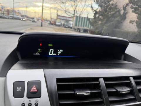 2012 Toyota Prius v Five