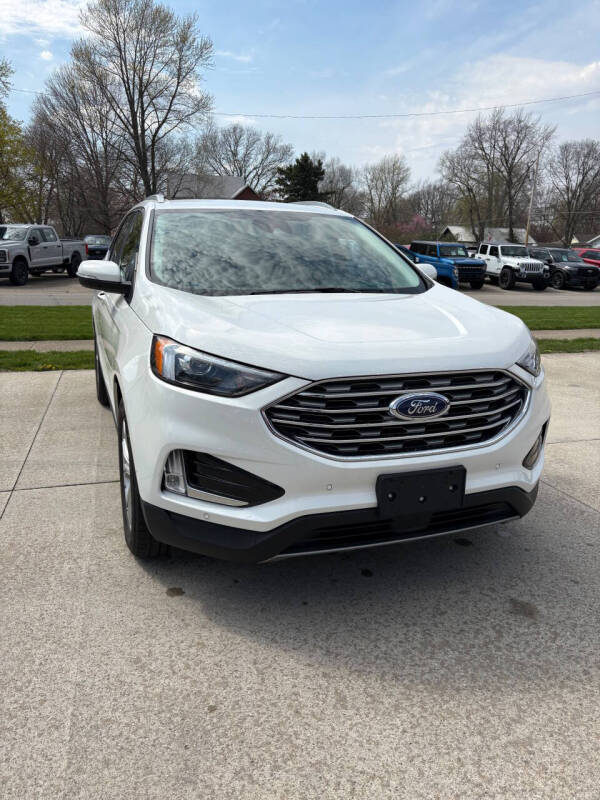 2022 Ford Edge Titanium