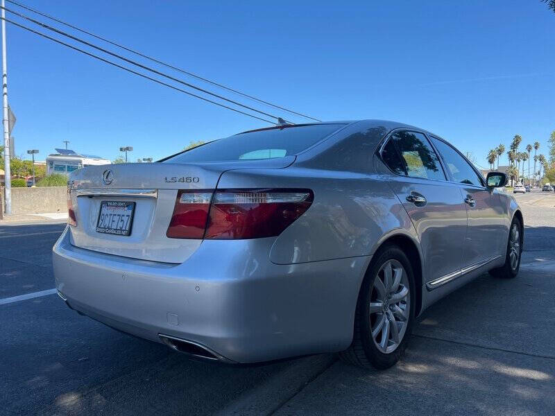 2007 Lexus LS 460