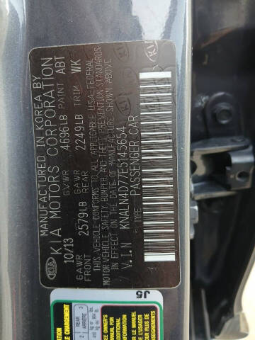 2014 Kia Cadenza Limited